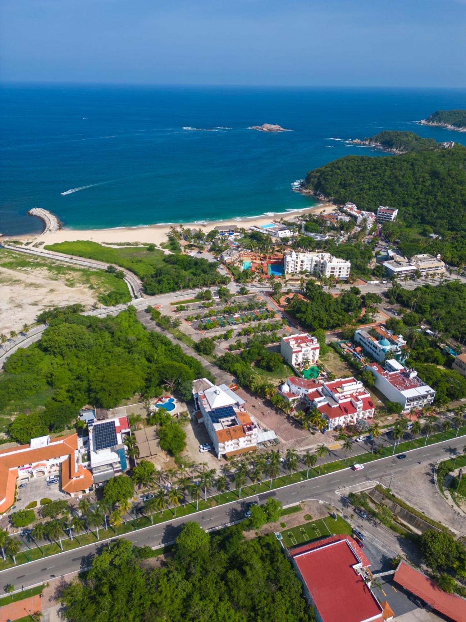 ホテル Casa Danna Huatulco サンタ・クルス・ウアトゥルコ エクステリア 写真